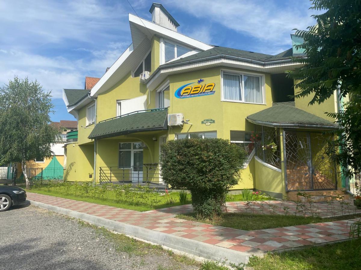 Авіа Lejlighed Uzjhorod Eksteriør billede
