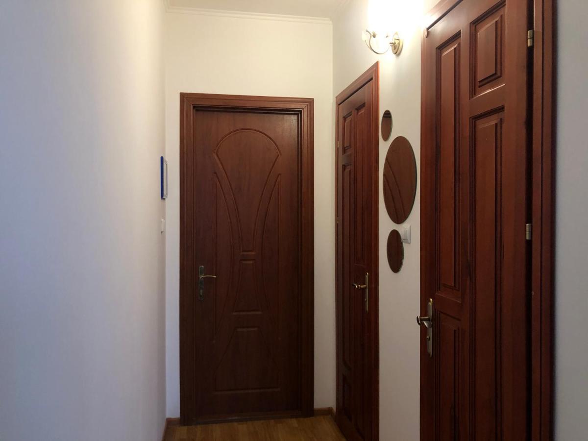 Авіа Lejlighed Uzjhorod Eksteriør billede